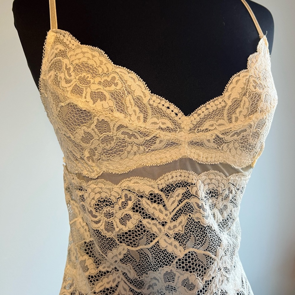 CLO lace tank